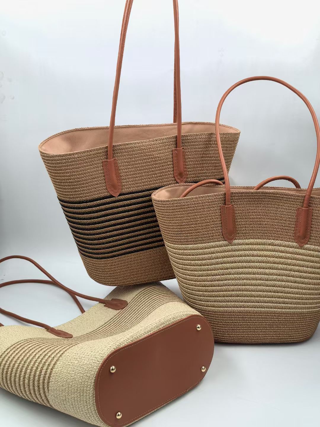 New Summer Striped Single Shoulder Commuting Straw Woven Bag, New Large Capacity Casual And Fashionable Women's Beach Tote Bag_voghion.com