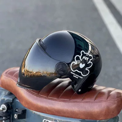 Motosiklet kaskı (dəbilqə): women, new model for all seasons - white-bear-black-brown-sunscreen-long-lens-3c-certified-rainproof-one-size-fits-all-unisex-head-circumference-53-60cm