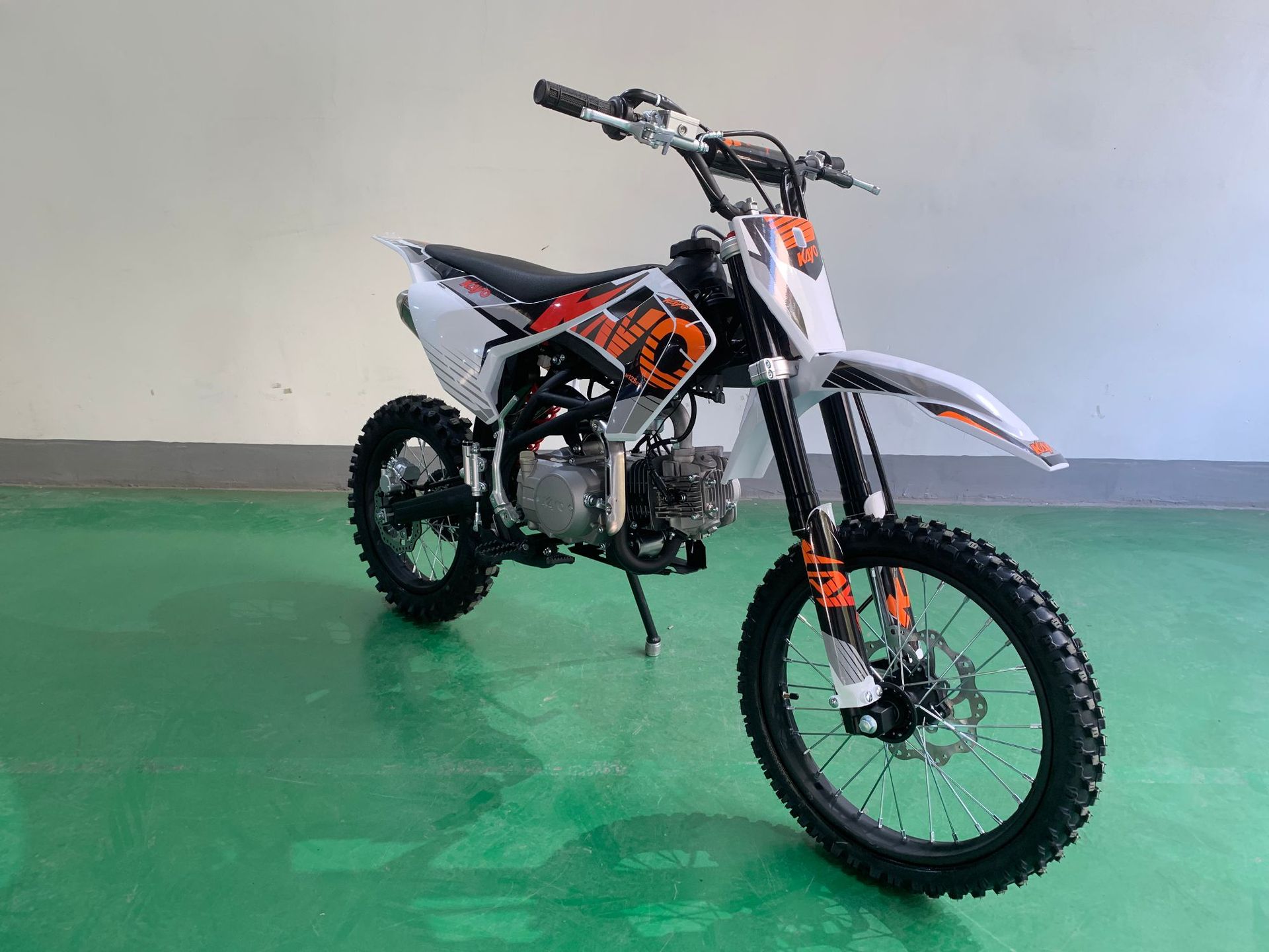 Adult two-wheel off-road vehicle Huayang fuel-powered MK125cc racing foreign trade version large off-road racing motorcycle