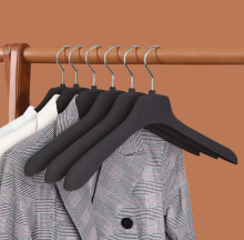 跨境植绒西装衣架家用大衣皮草防滑衣撑子貂皮衣架绒衣挂