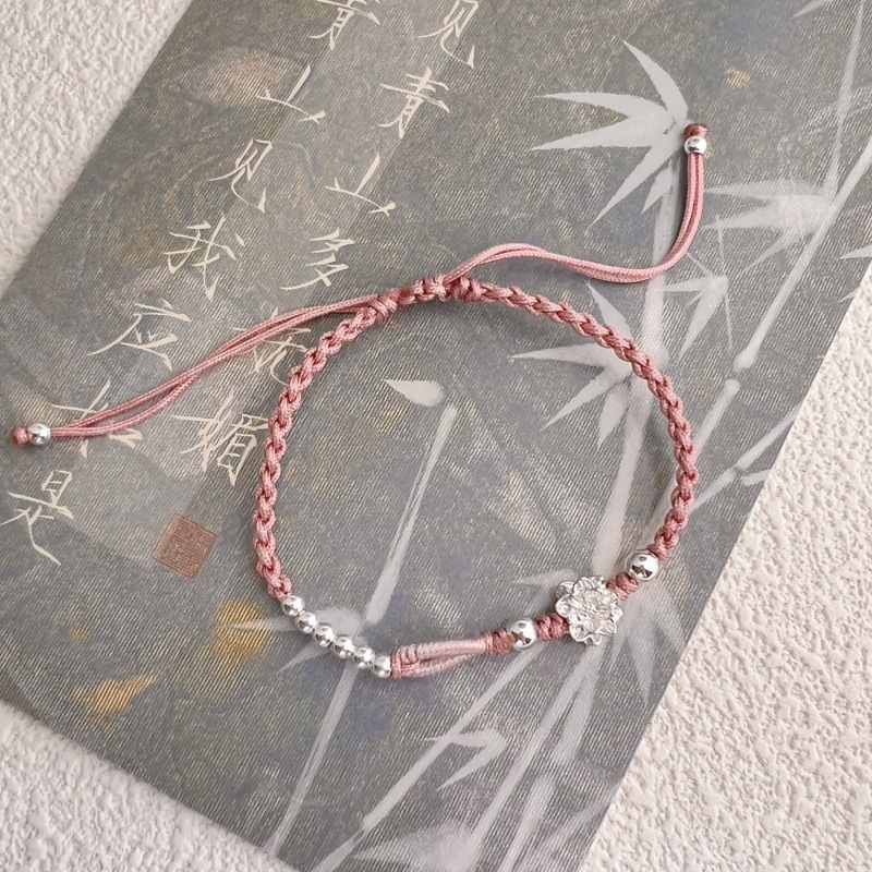 Good Luck Lotus Lotus Bracelet for Women in Their Zodiac Year, Hand-Woven Butterfly Red Rope Bracelet as a Gift for Besties