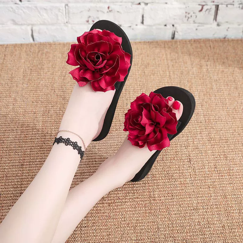 2023 новый стиль, Нескользящие тапочки на танкетке, женская летняя модная универсальная пляжная обувь на толстой подошве с цветочным принтом