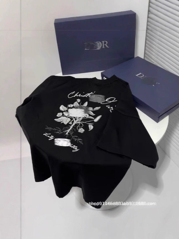 2025 女性の新しい夏のラウンドネック純粋な綿半袖カジュアル男性と女性のルーズ Tシャツ半袖女性の Tシャツ|undefined