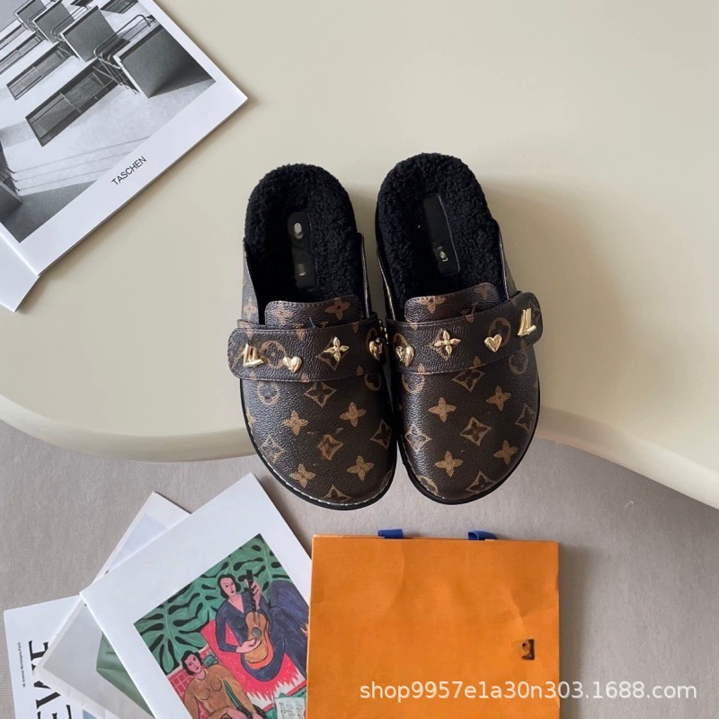 Lujia's 2025 autumn and winter new style plus velvet thick-soled Boken Baotou half drag presbyopic letter couple style large size drag