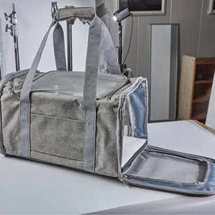 Customized Cat Bag, Breathable, Foldable, Lightweight, Small Pet Outing Bag, Cat Car Pet Bag, Portable Outing Bag