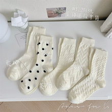 白色袜子韩版小清新甜美爱心波点纯色中筒袜搭配乐福鞋外穿堆堆袜