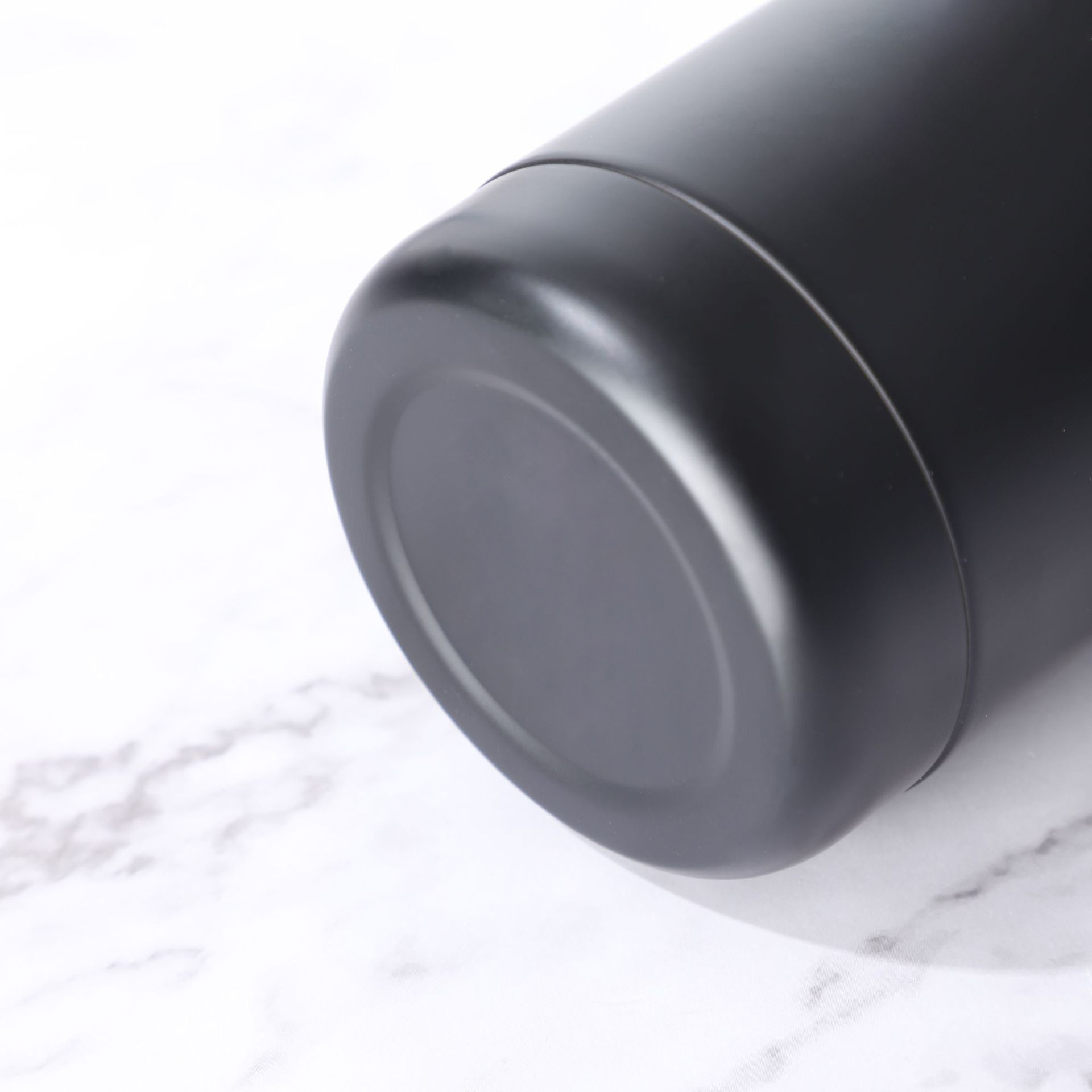 Transfronteriza plana taza de cola 304 de acero inoxidable portátil termo taza portátil simple taza de los deportes americano boca pequeña botella