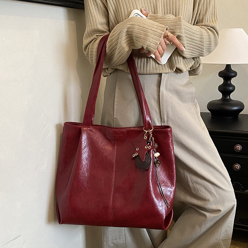 Túi tote nữ cỡ lớn dáng shopping, đeo vai hai quai, chất liệu PU mềm, phong cách công sở — Màu cà phê Không có mặt dây chuyền, Màu nâu không có mặt dây chuyền, Rượu vang đỏ không có mặt dây chuyền, kaki không có mặt dây chuyền chi tiết 21
