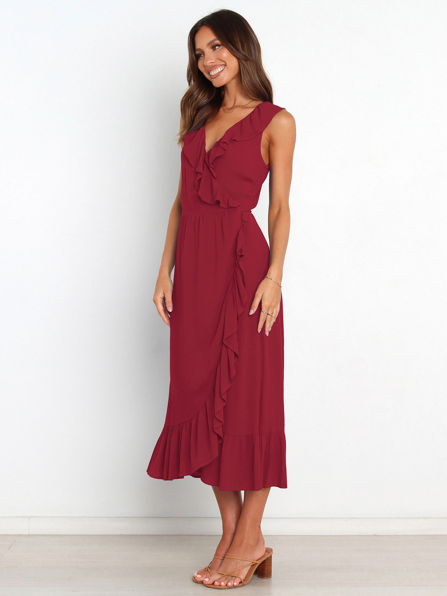 Elegant Solid Color V Neck Sleeveless Ruffles Viscose Fiber Midi Dress Regular Dress display picture 3