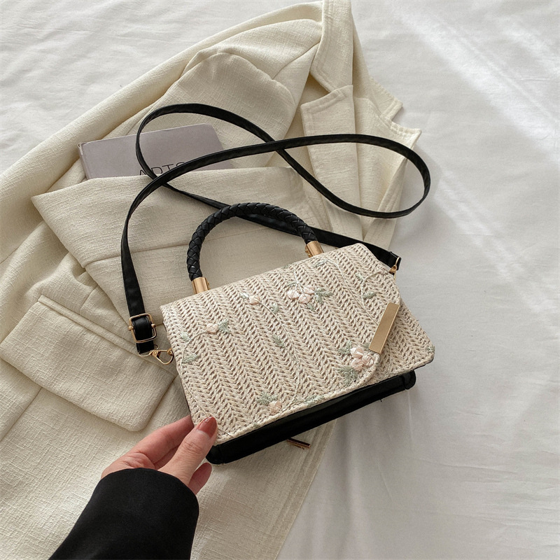 Diseño de nicho de alta sensación de tejido pequeño bolso cuadrado para mujeres 2024 nueva moda de paja bordada mochila de hombro