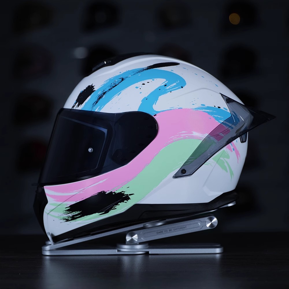 Casco Lion masculino motocicleta casco completo locomotora de defensa femenina cuatro estaciones casco de montaje universal 3C certificado gran cola