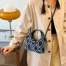 ţ�в��������������¿�С��ͨ�چμ���W�tͬ��ٴ�r��б���