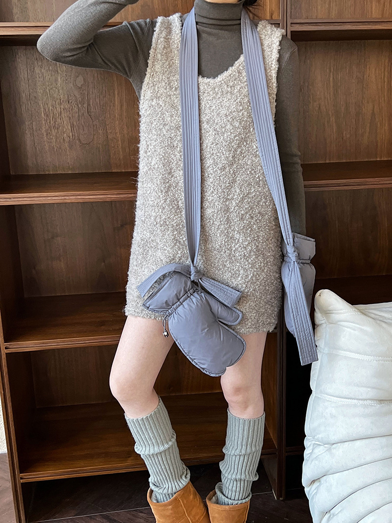 0D2FAB04-19D1-43C5-A19E-09C8EB