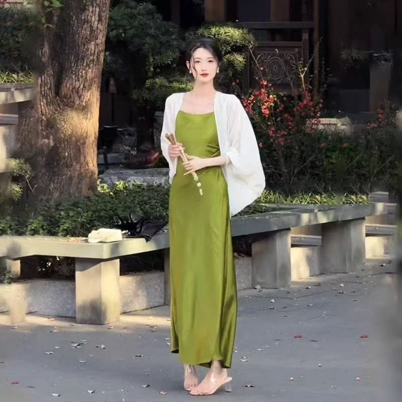 Small Shawl for Summer, Paired with a Cheongsam Dress, Thin Cardigan Jacket, Breathable Air-Conditioning Cover-Up Top, Chiffon Sun-Protective Clothing for Women