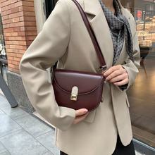 跨境抖音淘宝批发设计感马鞍包新款法式腋下包小众通勤单肩斜挎包