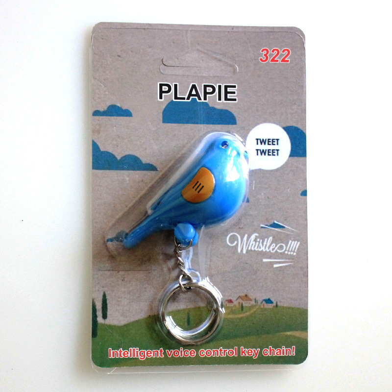 Llavero con forma de pájaro, localizador inteligente con control de voz, llavero con silbato LED, dispositivo antipérdida para llaves de coche.