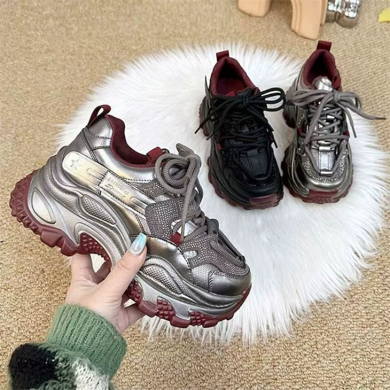 Breathable footwear platform, high sports shoes for leisure, trend of season, for teenagers