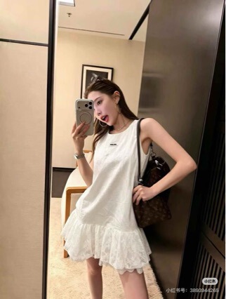 M1U Series【Shenzhen Nanyou】2026 New Style Waist-Cinching Dress That Accentuates Curves with Pockets and a Workwear Feel M1U Series【Shenzhen Nanyou】2026 New Style Waist-Cinching Dress That Accentuates Curves with Pockets and a Workwear Feel