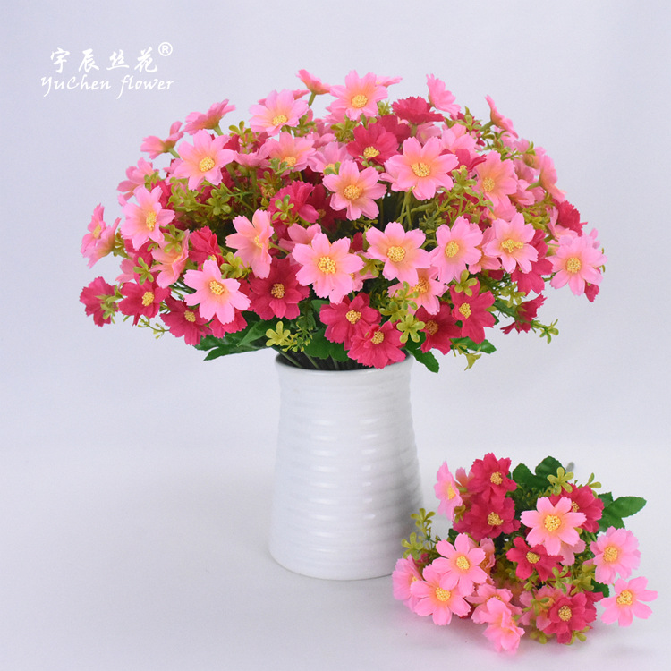 야외 인공 꽃 데이지 28 머리 점프 난초 가짜 꽃 홈 인테리어 거실 디스플레이 실크 꽃 플라스틱 꽃 도매