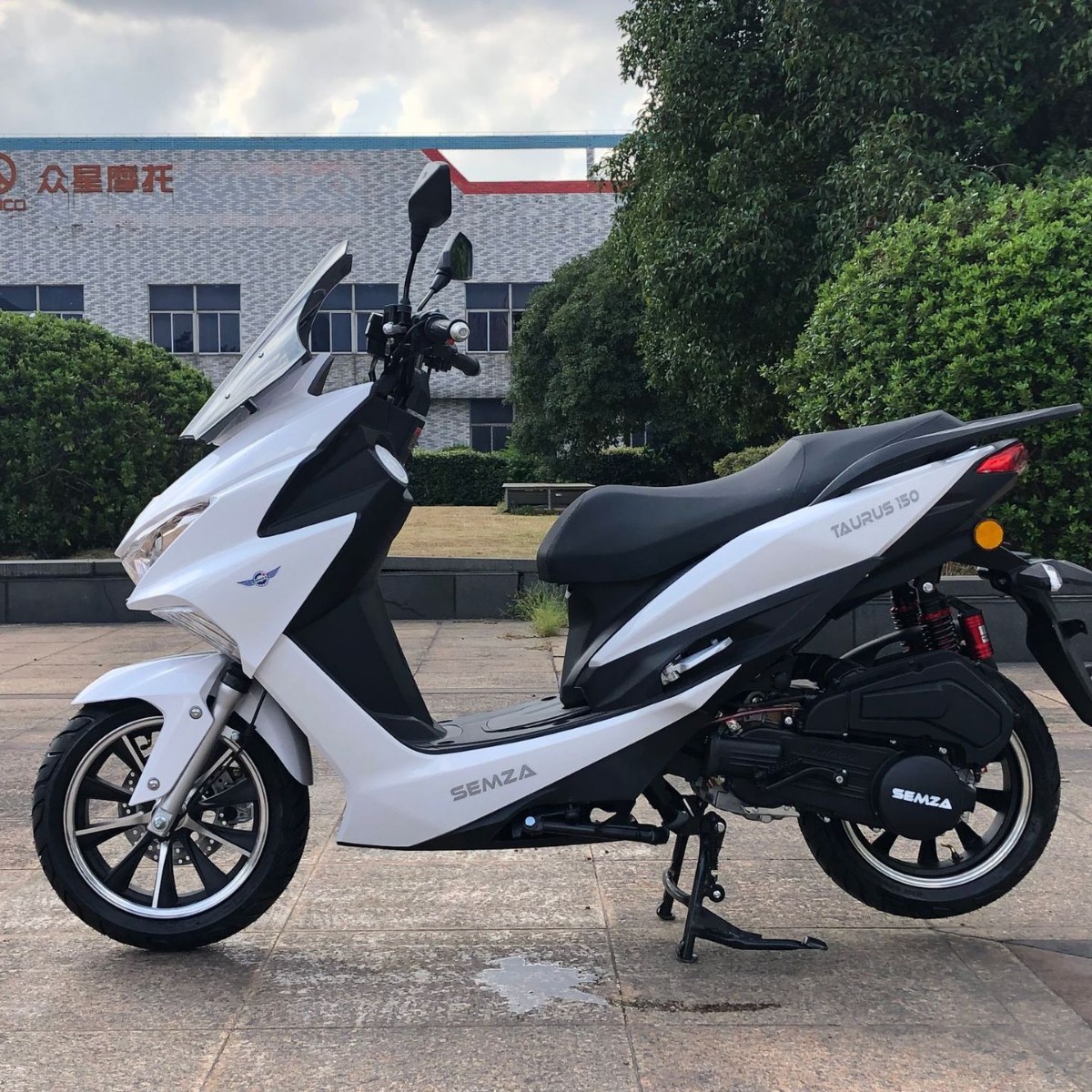 Modelo de exportación 150 scooter Lion Roar 2024 combustible de asistencia motocicleta todoterreno de dos ruedas para adultos