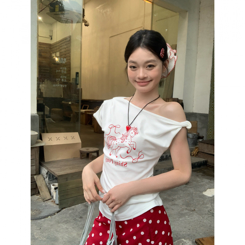 In-Stock 210g Fine Cotton White Off-Shoulder Short-Sleeve T-Shirt for Women, Summer High-End Style with Lace Splicing and Red Polka Dots