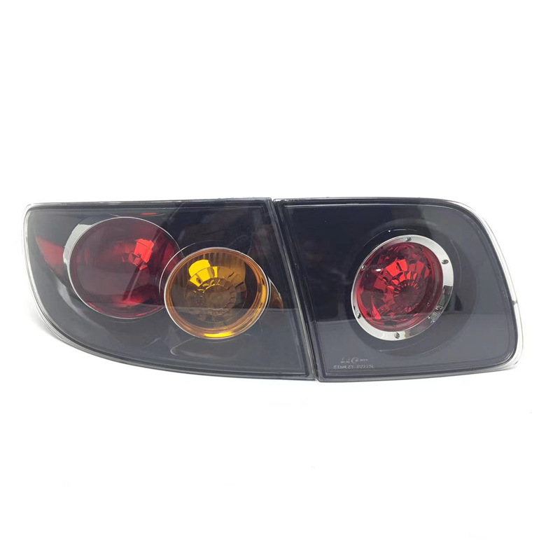 Suitable for horse 3 tail light classic Changan Mazda M3 tail light M3 black bottom rear combination tail light brake light reverse light