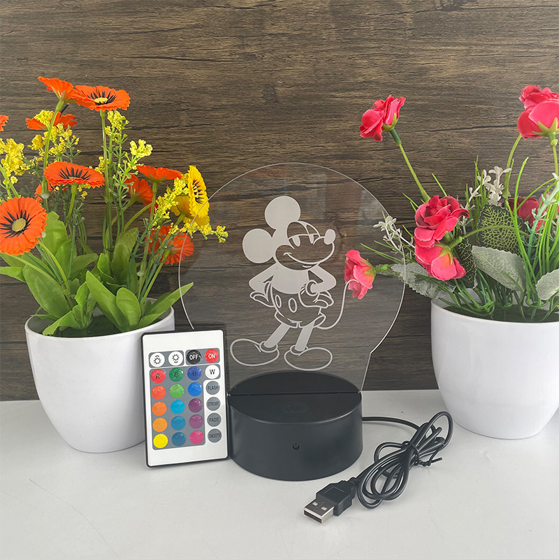 Mesa de la sala de deportes electrónicos con decoración Mickey Mouse luz de ambiente acrílico 3D osito luz de noche lámpara de mesa decoración de escritorio de dormitorio