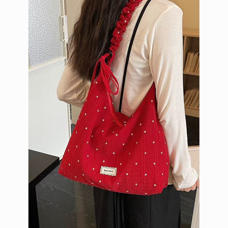 Korean-Style Floral Polka Dot Red Canvas Bag for Women 2026 Spring and Summer New Large-Capacity Versatile Shoulder Crossbody Bag V2 Korean-Style Floral Polka Dot Red Canvas Bag for Women 2026 Spring and Summer New Large-Capacity Versatile Shoulder Crossbody Bag V2