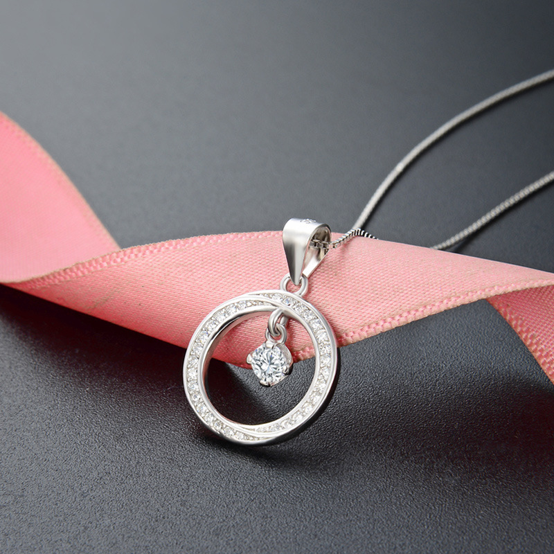 Moda japonesa y coreana de estilo completo diamante collar redondo s925 plata esterlina diamante-incrustado latido corazón clavícula cadena colgante femenino al por mayor