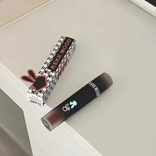 Блеск для губ (KeKeMood) Reverse Macaron Lip Mud, матовый бархатный финиш, отбеливающий, 6 оттенков