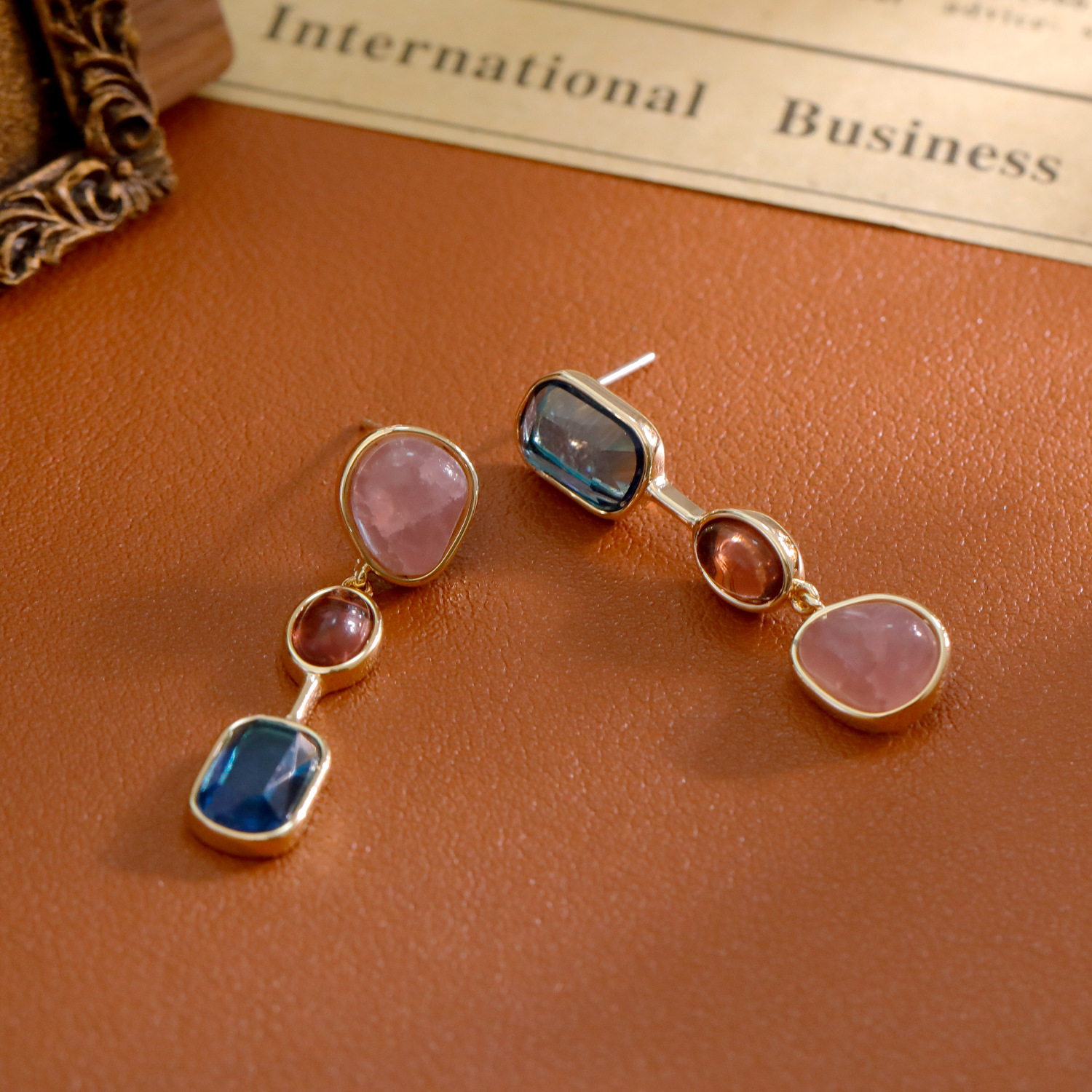 Retro design asymmetrical fashionable elegant universal earrings