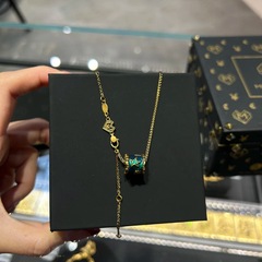 新しいアトランティス ネックレス、ハイエンドで多用途なペンダント鎖骨チェーン