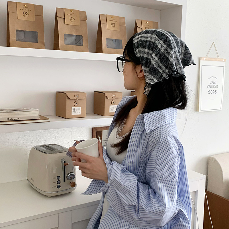 Pañuelo en la cabeza Verano femenino Pastoral nuevo estilo Primavera y verano Pañuelo de seda a cuadros japonés con cuello Bufanda de todo fósforo para mujer Bufanda triangular Cinturón para el cabello