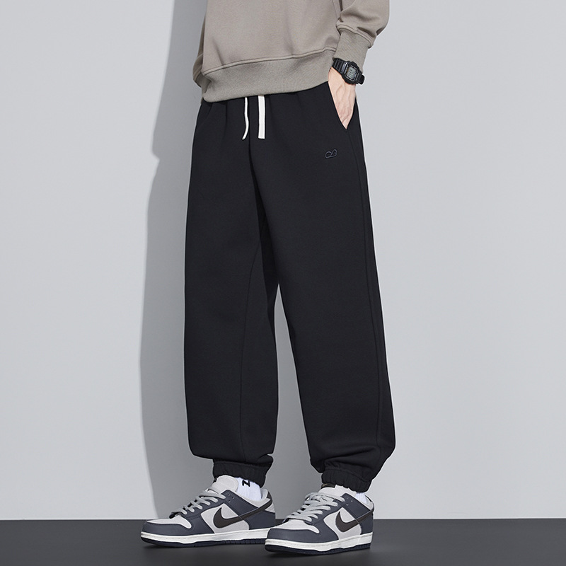 2025 nuevo estilo primavera y otoño suelto pie rectas bordado pantalones masculinos japoneses retro suelto pantalones de tendencia versátil