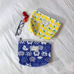 Leopard print canvas cosmetic bag for women, personalized simple storage bag, large capacity travel wash bag, horizontal hand-held bag, cartoon design