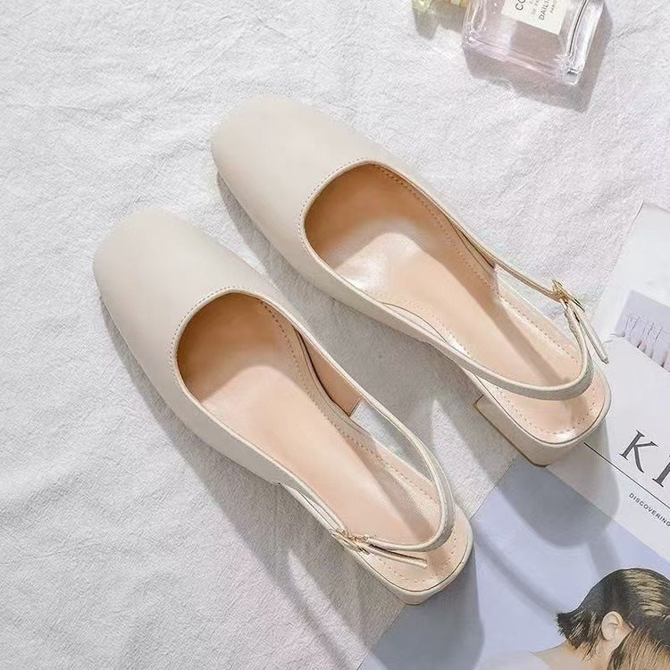 Sandalias vacías de Baotou para mujer, uso de tacón medio en verano, 2025 nuevo estilo coreano de tacón grueso, zapatos de tacón medio arrastrado, tacones altos para mujer