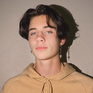 Cross-border foreign trade e-commerce men's wig with bangs in short straight hair high temperature silk fashion wig headgear a generation of hair