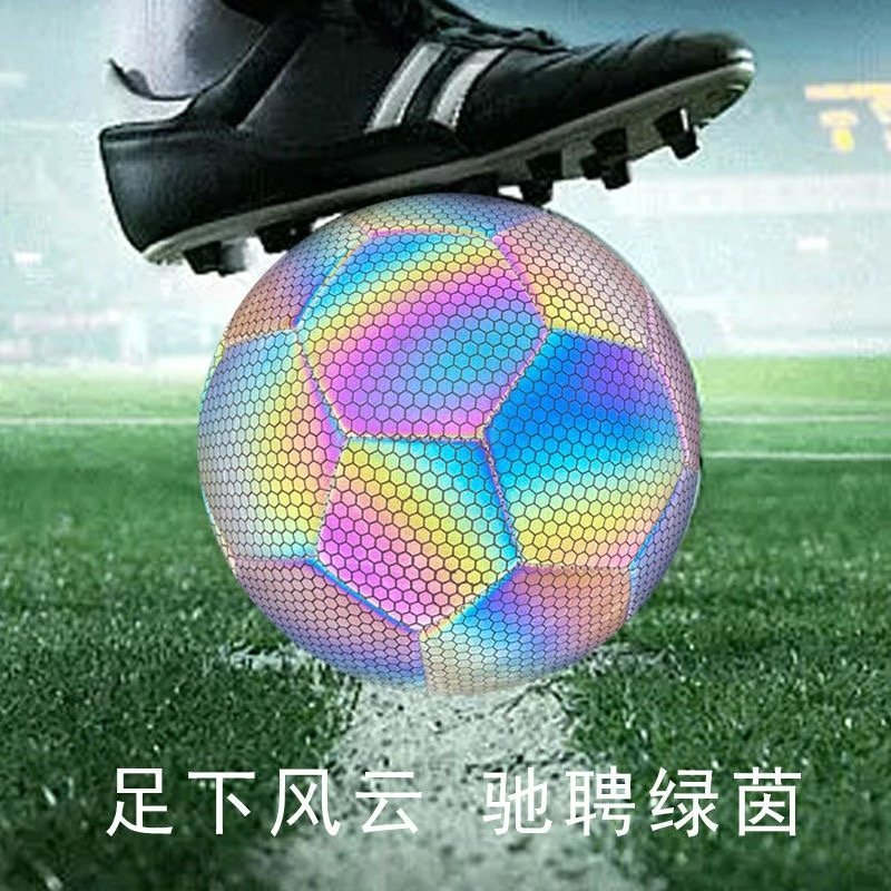 暗闇で光るサッカーボール 夜間発光 屋内外トレーニング・試合用 大人用 5号PU ミシン縫い防爆・耐摩耗性反射サッカーボール|undefined