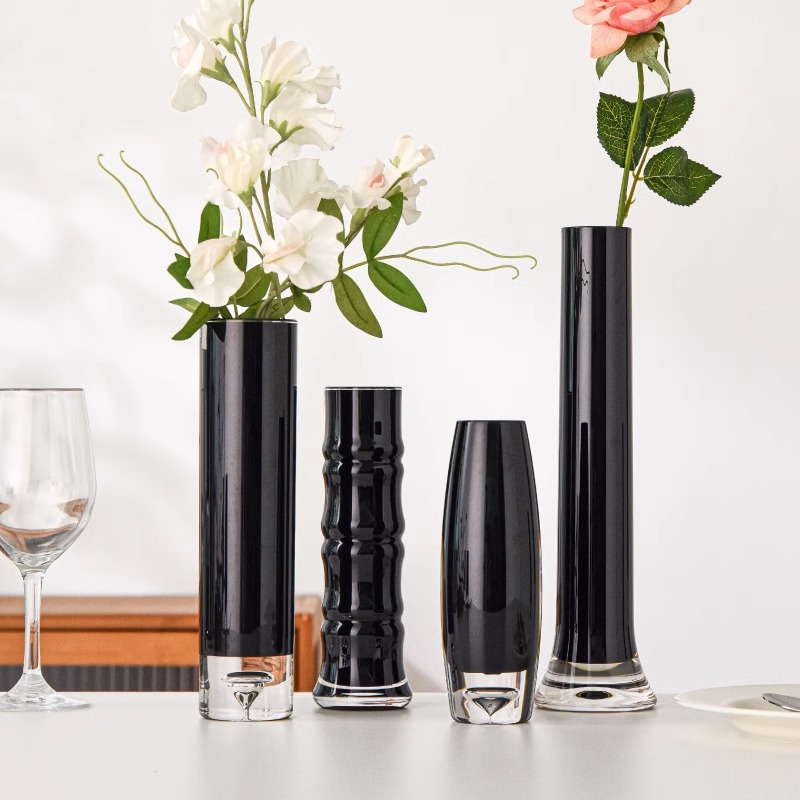 Importado PC anti-caída pequeño jarrón negro decoración en el hogar simple creativo sobre flores ligeras de lujo jarrón de escritorio