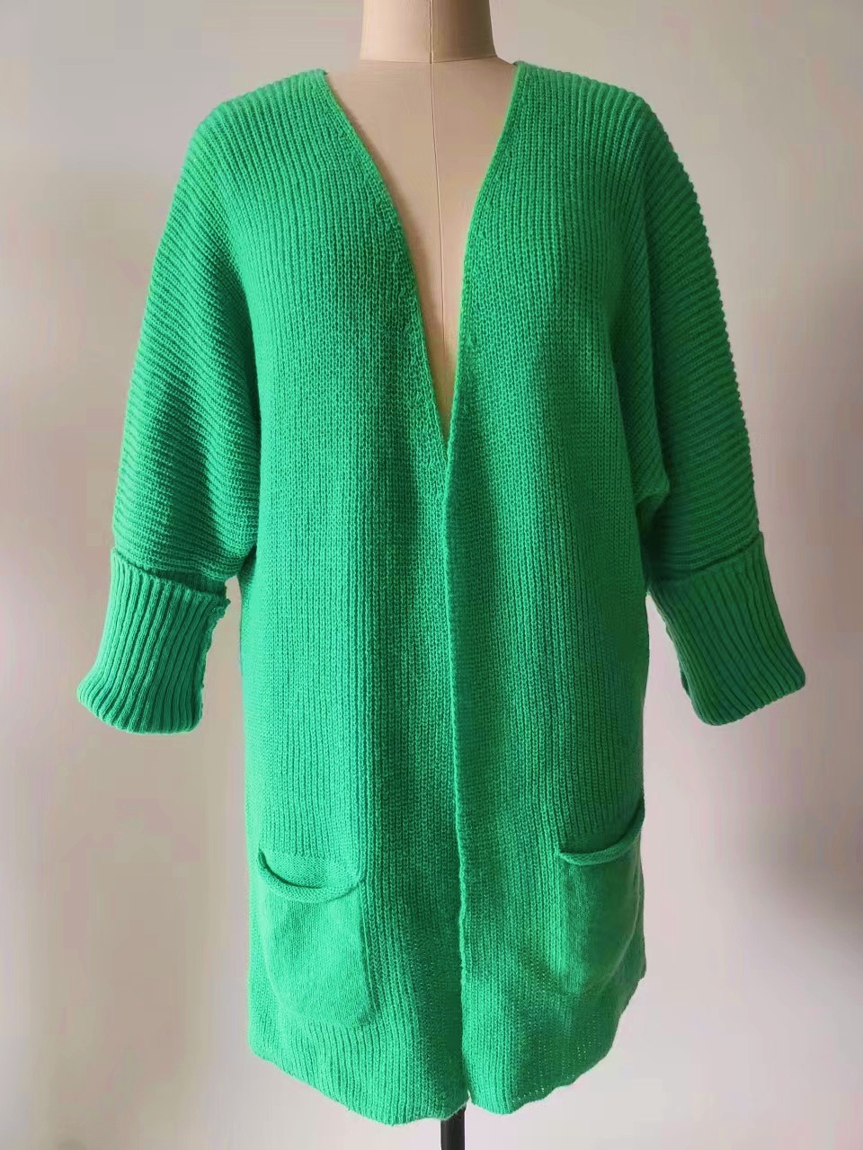 Winter, Autumn Season Wholesale Women's Basic Classic Style Solid Color Long Sleeve Sweaters & Cardigans