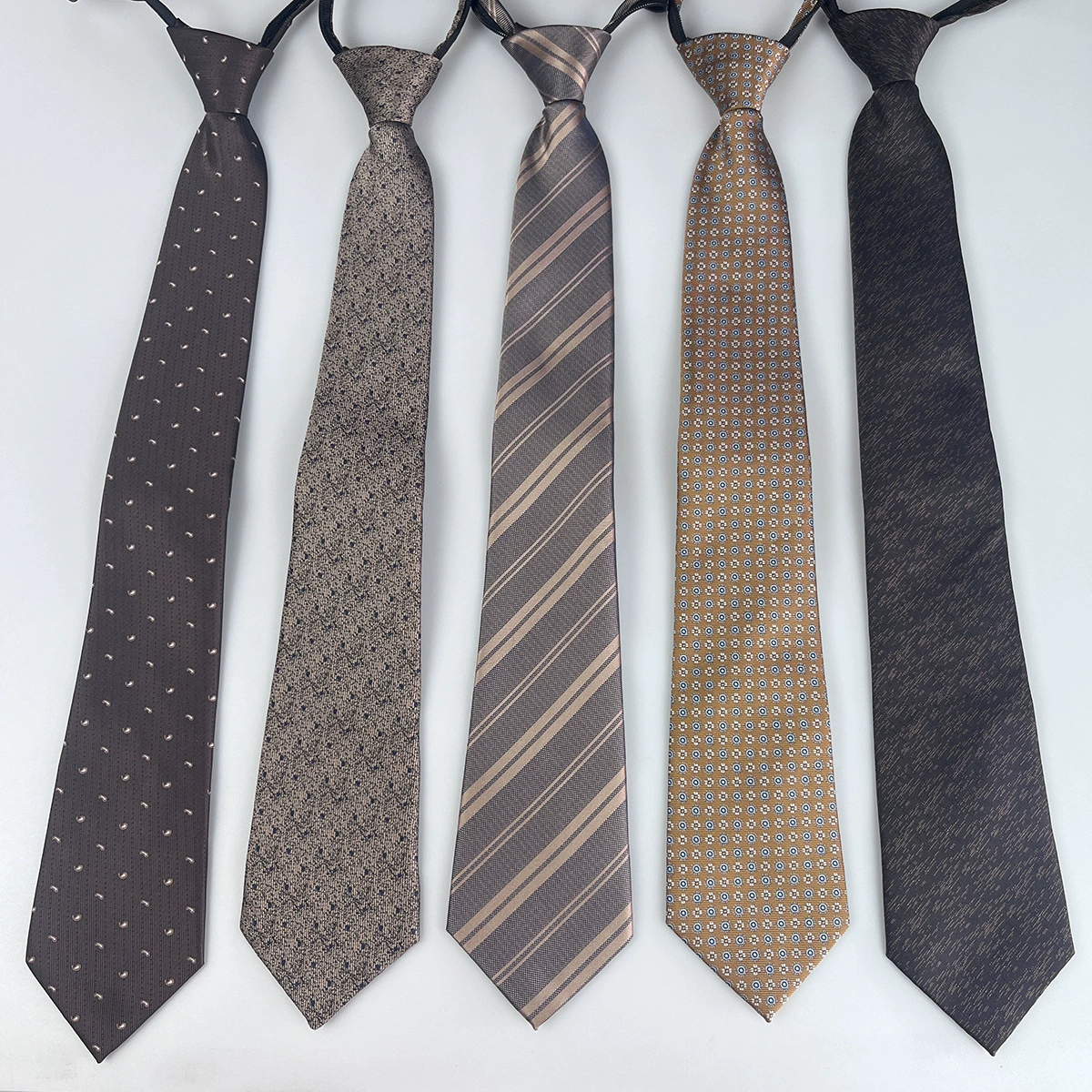 Men's tie, suit for leisure with zipper, direct factory sales, 8cm