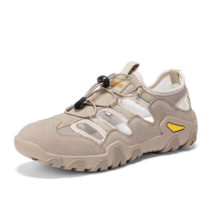 Sandalias para hombres de verano nuevos zapatos deportivos respirables huecos para hombres con suela suave y cómodos zapatos de playa al aire libre para hombres