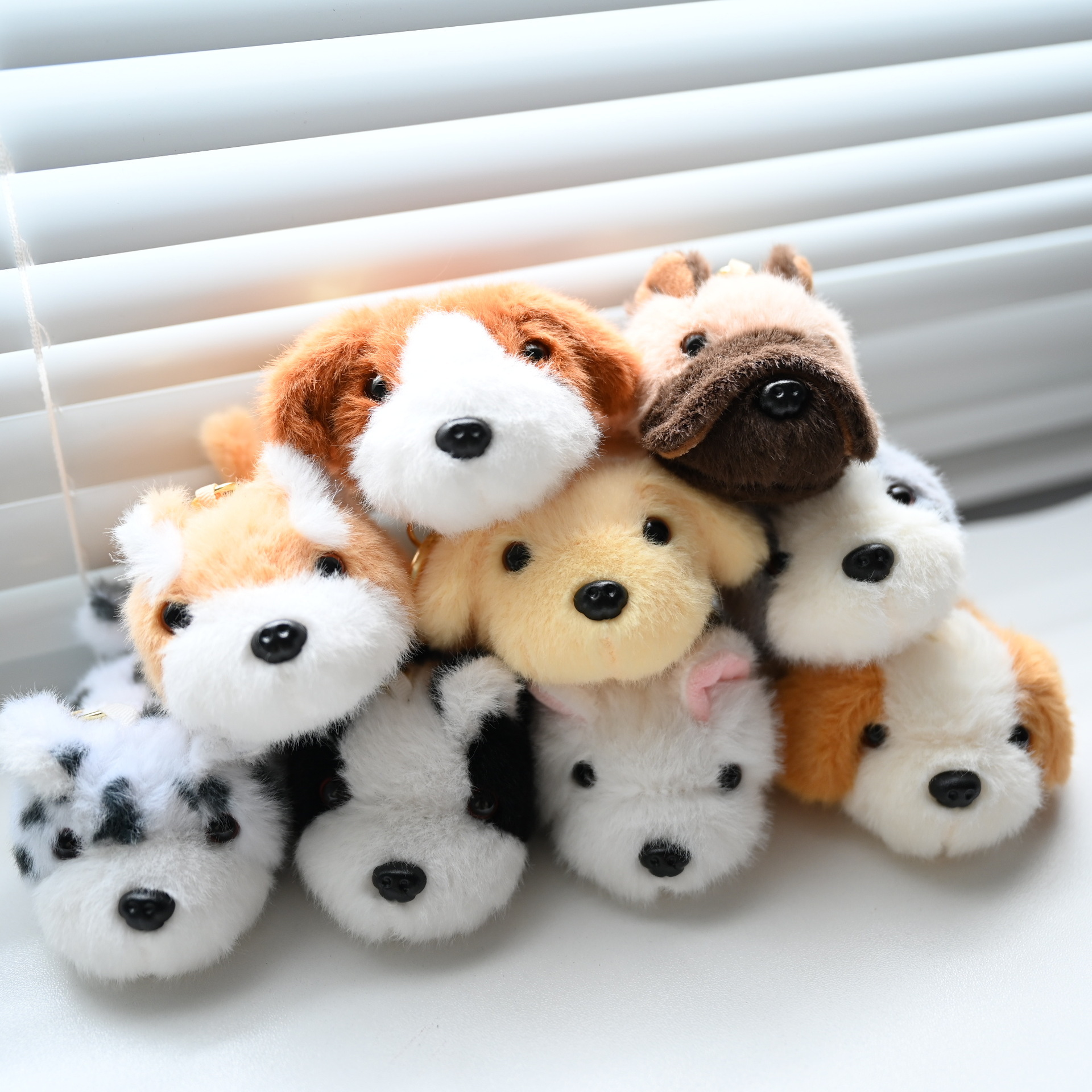 Cute 3 pulgadas cachorro serie de animales colgante llavero juguete de peluche muñeca