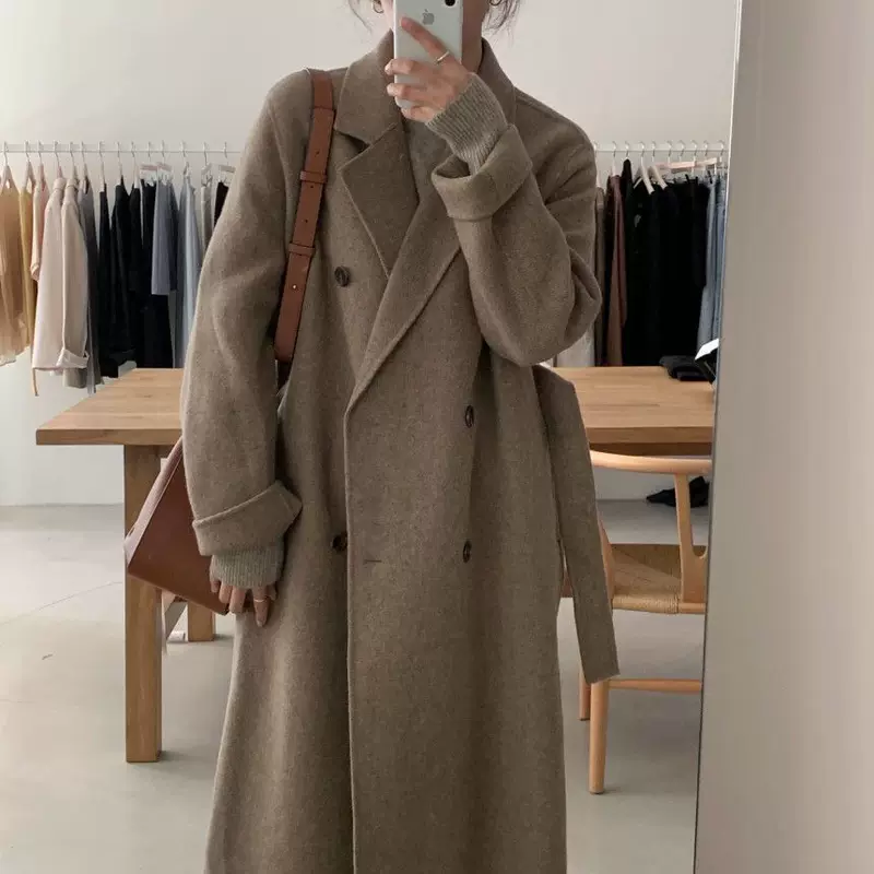 Retro Classic Long Woolen Coat – Korean Style, timeless silhouette, available in Off White or Coffee, Average code