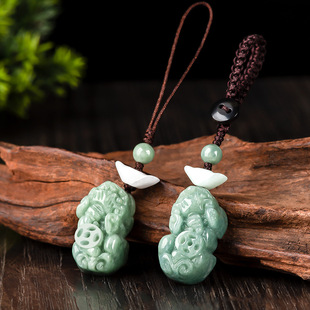 High-end car key chain pendant natural jade brave pendant pendant mobile phone hanging creative simple men's and women's