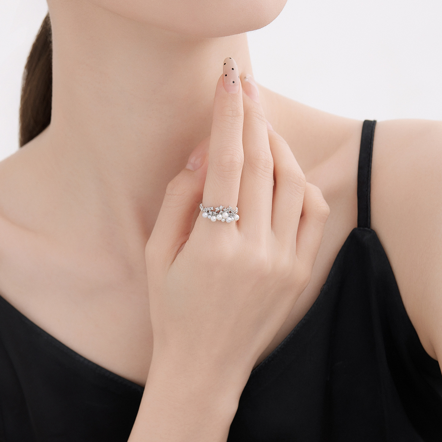 Xuping imitación de perlas elegante temperamento abierto anillo de aleación de cobre chapado en blanco coreano inswind anillo de damas al por mayor