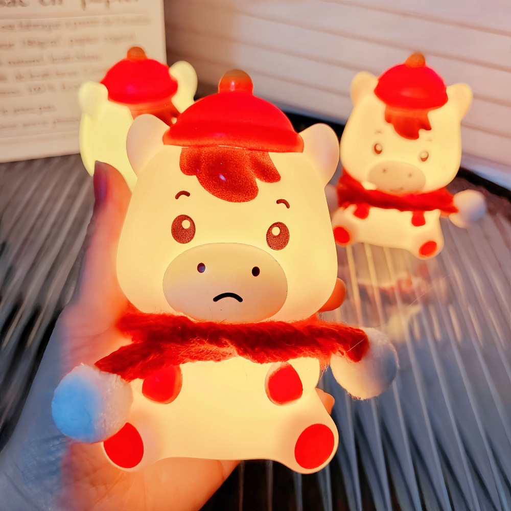Creative lanterns and flower lanterns for the Year of the Horse, popular ring toss items, trendy street vendors, night market glowing gifts.