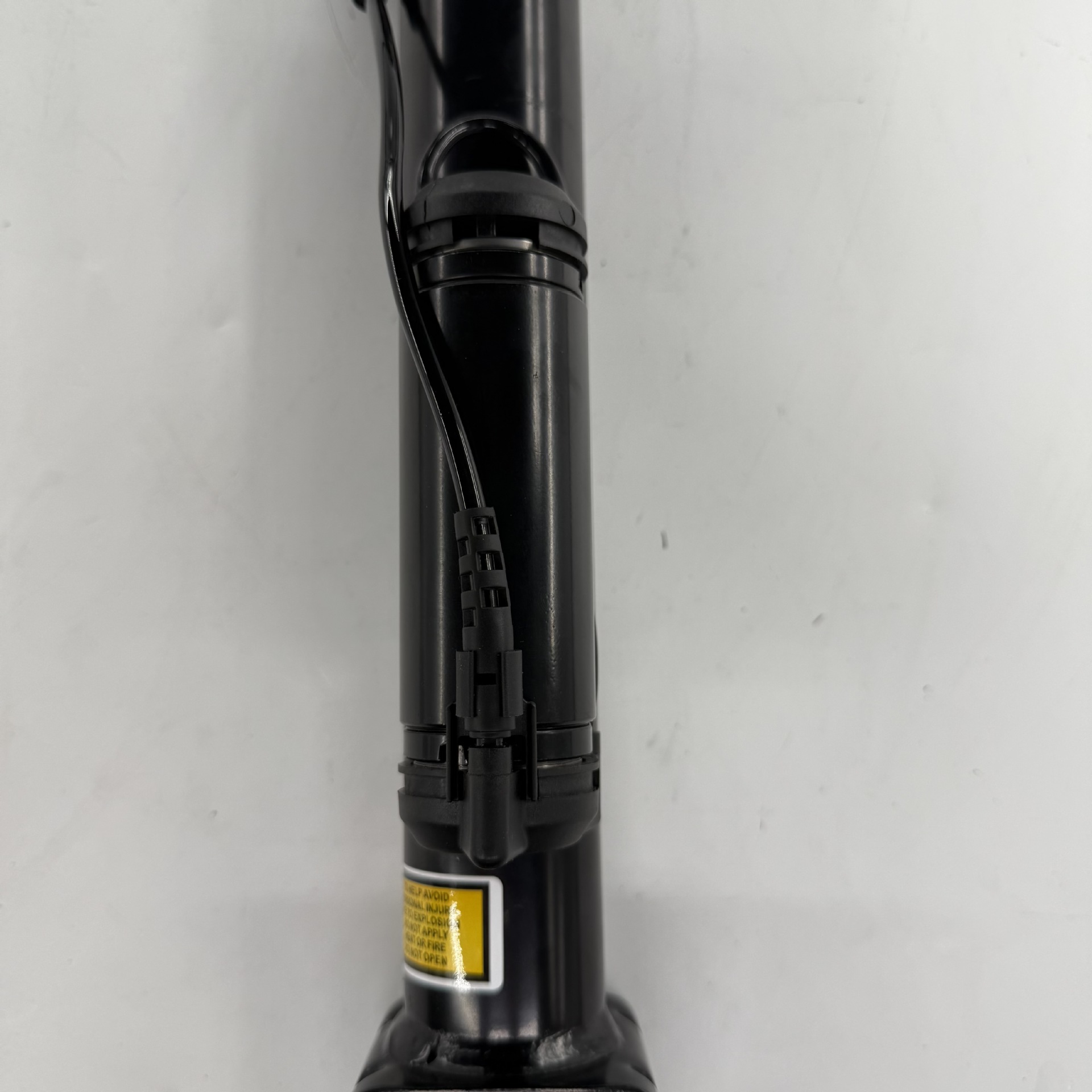 Suitable for Mercedes-Benz W164 Rear Air Suspension Shock Absorber 1643203031/1643200731