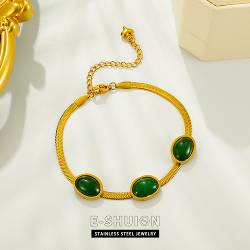Titanium steel blade chain emerald geometric necklace light luxury cool style creative flowing clavicle chain necklace fashionable temperament