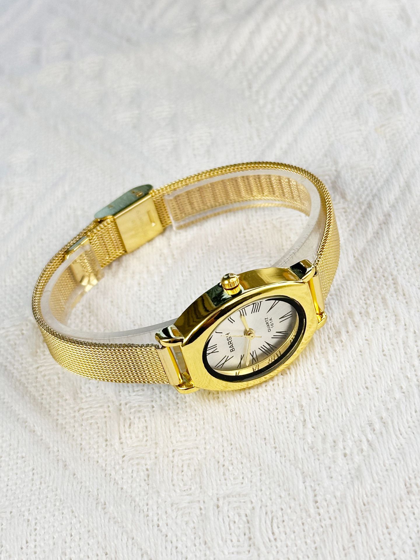 85g Weight Ordinary Glass Mirror Material Alloy Strap Material Watch Classification Pointer, Number Display Type Concealed Buckle Buckle Style Oval Dial Shape Weekend, Learning, Daily Occasion Quartz Movement Geometric Pattern All Seasons Season Women's Gender Casual, Modern Style Style Casual Modern Style Geometric Concealed Buckle Quartz Watch 8